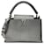 Louis Vuitton Capucines Grigio Pelle  ref.1415959