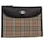 Autre Marque Burberrys Nova Check Clutch Bag aus Canvas Beige Auth 79427 Leinwand  ref.1447174