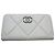 Portafoglio lungo matelassé CC Mark con zip rotonda Chanel 19 Bianco - vista 2