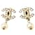 Boucles d'oreilles pendantes Chanel en or et blanc Métal Perle Doré  ref.1508615