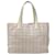 Sac fourre-tout en nylon rose de la nouvelle ligne de voyage Chanel  ref.1509403