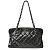 Chanel schwarze lackleder Tragetasche
