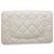 Borsa a spalla Chanel in pelle di agnello matelassé con marchio Coco Bianco - vista 3