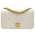 Timeless Chanel Clássico Atemporal com Flap Único em Couro Matelassé e GHW 24K Branco