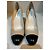 Lk Bennett 10 cm hoher Absatzschuh. Beige aus Napa mit einer schwarzen Lackspitze. - Ansicht 7