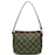 Bolsa de maquiagem Louis Vuitton Damier Truth Marrom Plástico  ref.1881521