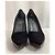 Escarpins à plateforme Stuart Weitzman en daim noir - vue 10