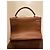 Borsa Hermès Kelly 28 in pelle color caramello - vista 2