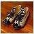 Vintage Chanel Gold/Schwarze Lack- und Leder-Sneaker mit Kappe, 37,5 - Ansicht 2
