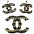 Set di spilla e orecchini Chanel 05A in resina, perle, smalto, CC, righe nere e bianche, grande dimensione Nero Bianco