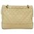 CHANEL Borsa a Spalla Matelassé con Catena in Pelle di Agnello Beige Oro CC Auth bs23535 D'oro - vista 13