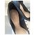Décolleté Stiletto Schutz in pelle nera dettaglio oro Nero - vista 4