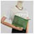 Valentino Garavani Pochette en cuir de veau Rockstud verte  - vue 2