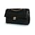 Chanel, borsa a tracolla classica in nero