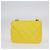 Borsa a tracolla mini Candy in pelle trapuntata gialla di Chanel Giallo - vista 3