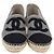 Chanel Graue/schwarze Mesh CC Ballerinas mit Zehenkappe