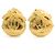 Orecchini a clip in metallo dorato Chanel Coco Mark D'oro