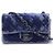 Bolso de hombro mini matelassé de terciopelo de Chanel Azul