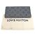 Cartera Larga Brazza Monogram Shadow de Louis Vuitton Gris - vista 9