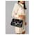 Valentino Garavani Sac à bandoulière en cuir de veau brodé Rockstud Glam lock grand modèle noir  - vue 3