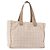 CHANEL Nova Bolsa Tote de Viagem Nylon Bege Ouro CC Auth BA5630 Dourado