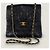 Timeless Chanel Vintage Matelassé Schultertasche aus Lammleder - Ansicht 2