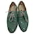 Oxfords stringati Prada in pelle verniciata verde Verde oliva - vista 2