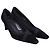Pumps con accentuatura a chiave Stuart Weitzman in suede nero - vista 3