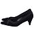 Pumps con accentuatura a chiave Stuart Weitzman in suede nero - vista 4