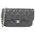 Custodia per telefono Chanel Timeless Classic Line AP2096 Nero