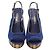 Timeless Décolleté a piattaforma peep-toe con borchie CC di Chanel in suede blu navy - vista 2
