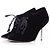 Botines de terciopelo Lanvin con tacón de metal. Negro