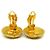 Chanel Vintage CC Round Clip-On Metal Small D'oro - vista 3