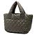 Chanel Kleine Grüne Geknöpfte Nylon Coco Cocoon Tasche Olivgrün - Ansicht 2