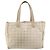 Bolso de viaje de nylon mediano de Chanel Beige - vista 2