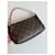 Louis Vuitton Pochette Accessoires Monogram Marrone - vista 8