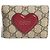 Billetera compacta Gucci GG Supreme Heart Logo Roja Beige