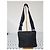 Prada Vintage Vela Nero Schultertasche aus schwarzem Nylon - Ansicht 2