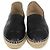 Espadrilles Planos de Cuero Negro CC de Chanel