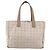 CHANEL Nuova Borsa Tote da Viaggio Nylon Beige Oro CC Auth ti3422 D'oro - vista 2