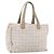 CHANEL Nova linha de viagem Bolsa de mão em nylon bege prata CC Auth mr1703
