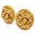 Orecchini a clip in metallo dorato Chanel Coco Mark D'oro - vista 2