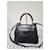 Yves Saint Laurent Vintage Leder Umschlag Dandy Umhängetasche/Handtasche Schwarz  - Ansicht 2