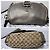 Bolso hobo Gucci Medium GG Canvas Techno Horsebit gris/beige - vista 5