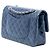 Chanel Azul Medio Clásico en Piel de Ternera Glaseada Camelia Doble Solapa Azul oscuro - vista 2