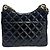Chanel Borsa hobo con catena in nero lucido stropicciato medio - vista 4