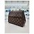 Louis Vuitton Borsa Tote e a Spalla Cluny BB Marrone - vista 13