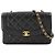 Borsa a spalla Chanel Diana Matelassé in agnello nero