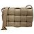 Cassette Bottega Veneta Bolsa transversal acolchoada de aveia Marrom