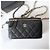 Vanity Chanel Mini bolsa cosmética rectangular en caviar negro clásico, porta tarjetas WOC - vista 7